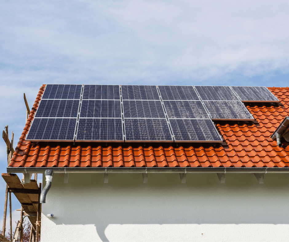 Poser/ Remplacer des panneaux photovoltaïques